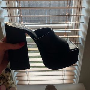 STEVE MADDEN BLACK, PLATFORM HEELS